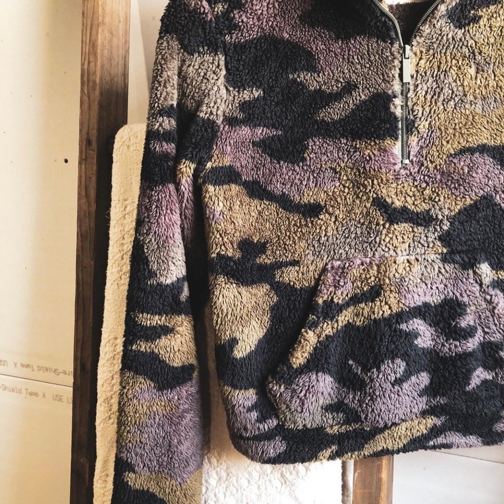 Camo quarter zip